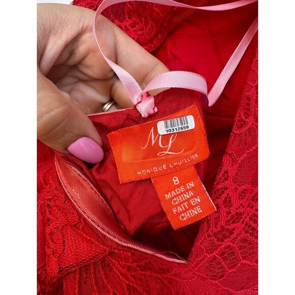 Monique Lhuillier Red Lace Flare Bateau Neckline Knee-Length Dress - Picture 8 of 10